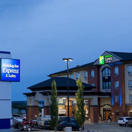 Holiday Inn Express & Suites Drayton Valley By Ihg Bagian luar foto