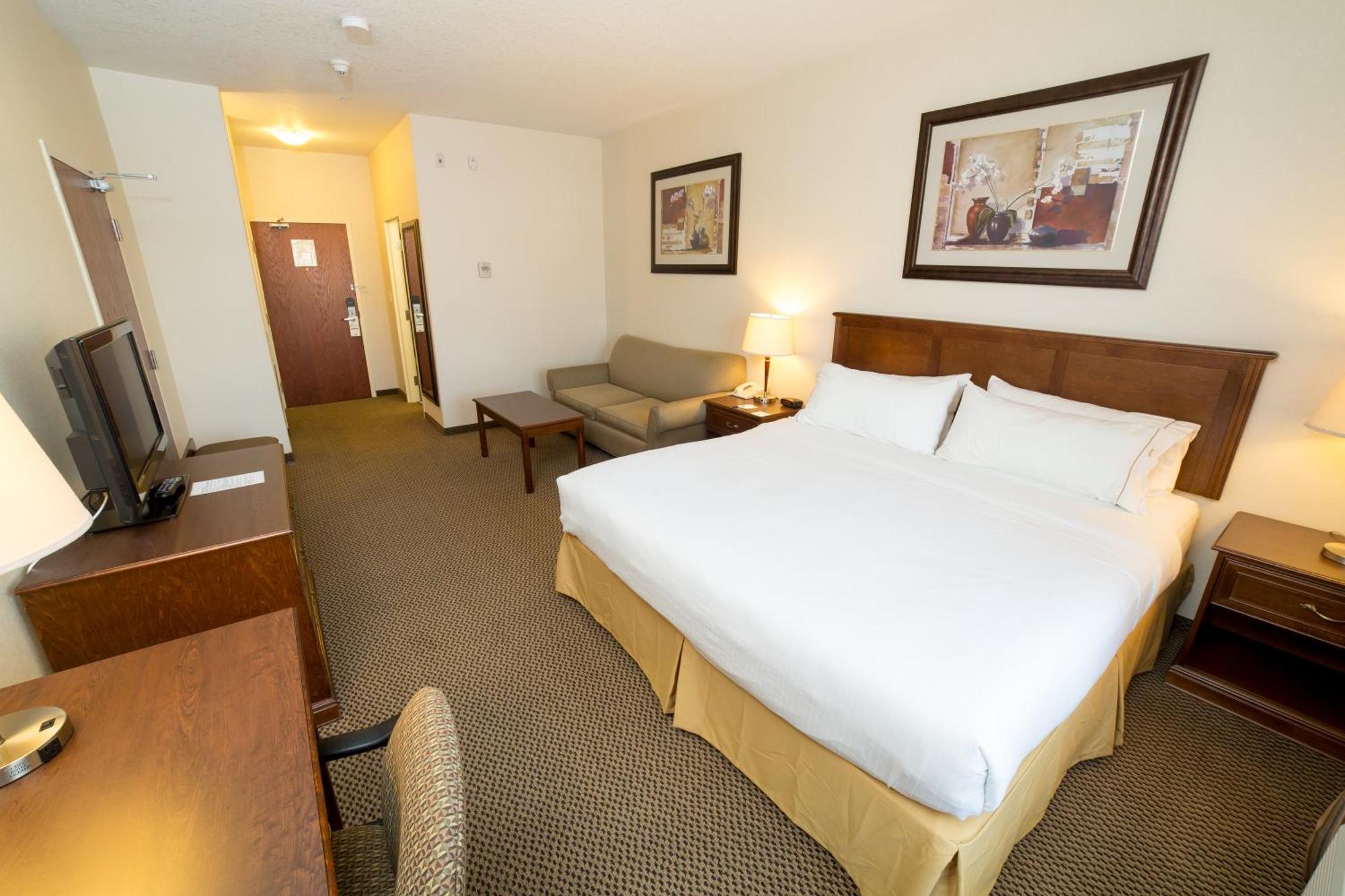 Holiday Inn Express & Suites Drayton Valley By Ihg Bagian luar foto