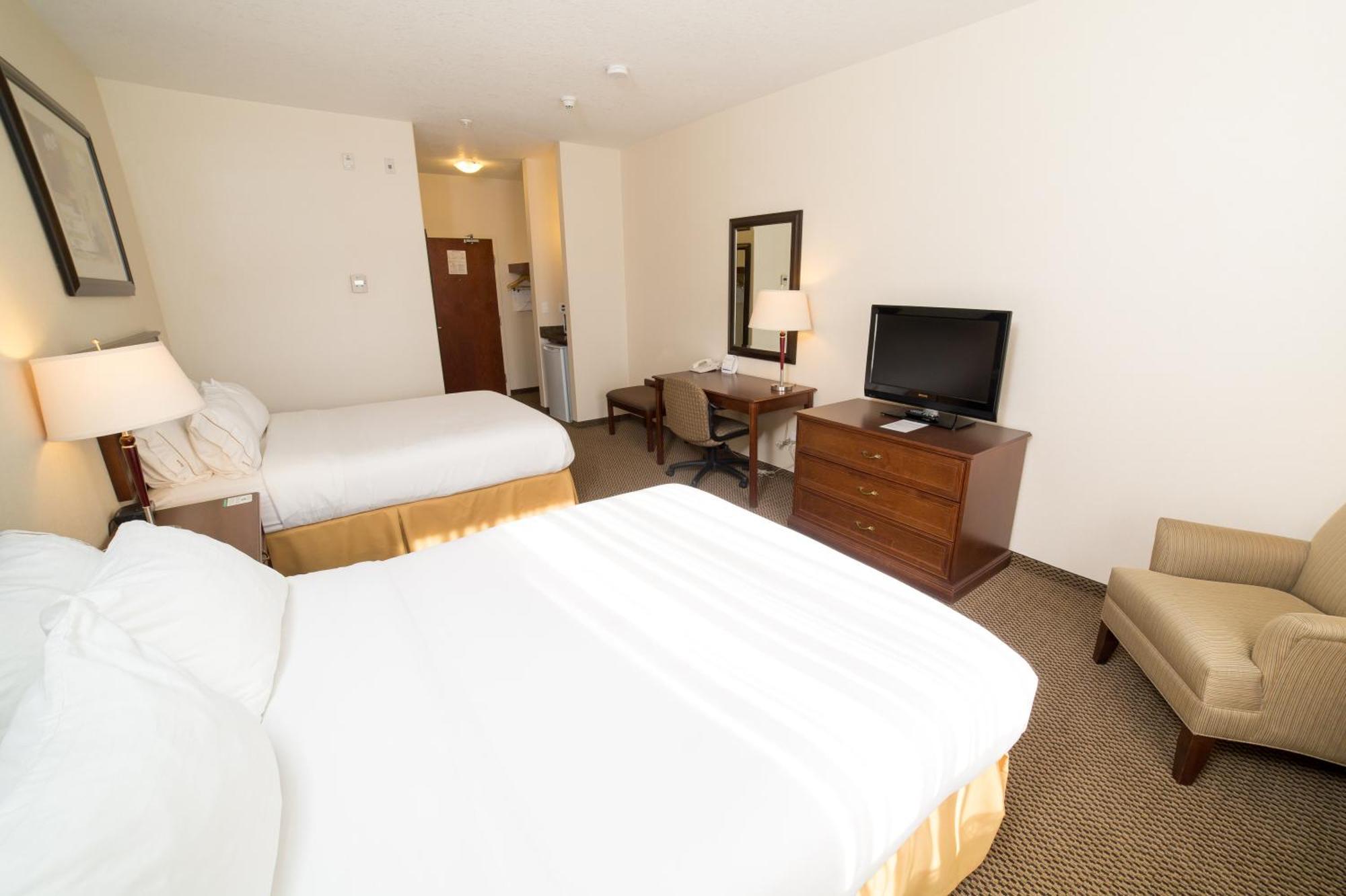 Holiday Inn Express & Suites Drayton Valley By Ihg Bagian luar foto